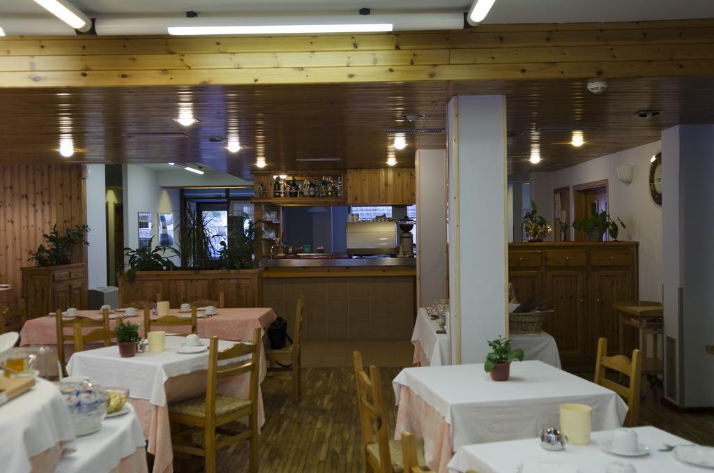 Hotel Valdotain Вильнёв Экстерьер фото